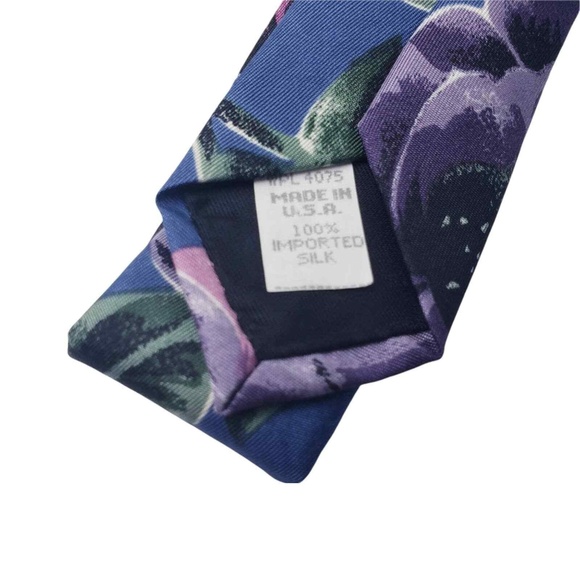 Oscar De La Renta 100% Silk‎ Floral Pattern Tie Made in USA - Picture 5 of 6